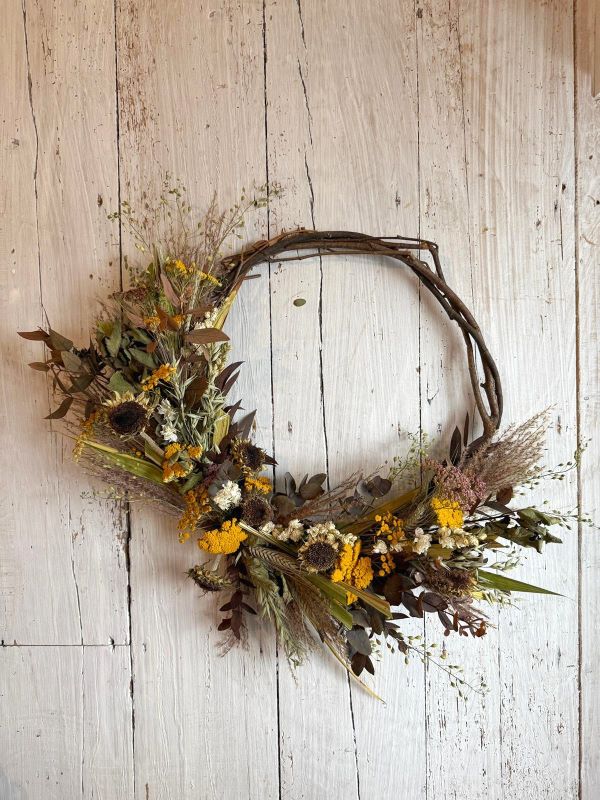 K&Ns house wreath floor